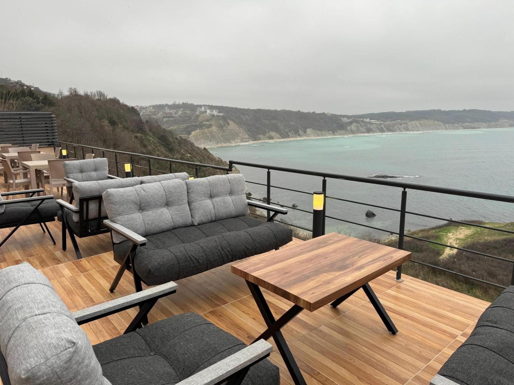 Marina Fener Hotel Istanbul Airport Karaburun  Exterior foto
